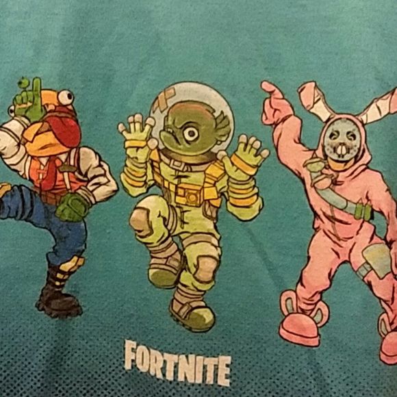 Boys Fortnite Pajama Shirt Size 12 - Picture 2 of 3